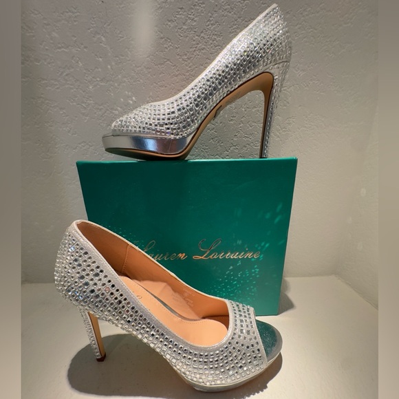Lauren Lorraine Shoes - NWT Lauren Lorraine Sparkling Silver Candie Open Toe Platform Heels